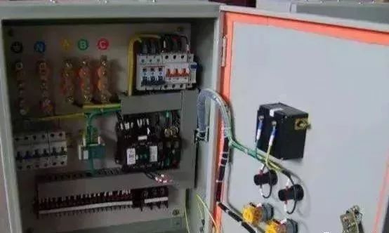 配電箱的設計和走線