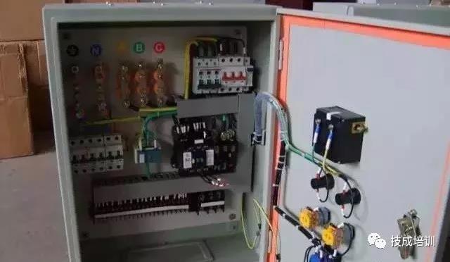 配電箱傻傻弄不清楚？超全配電箱內(nèi)部結(jié)構(gòu)解析大全